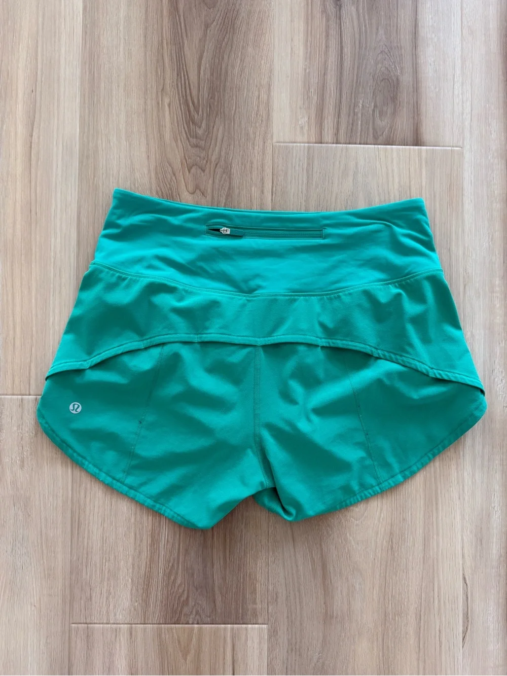 Lululemon High-Waist Speed Up shorts